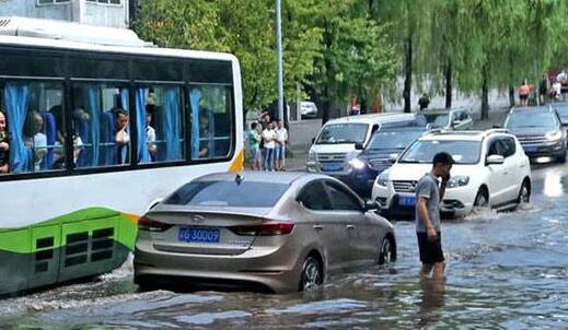 重庆各地多云转雷阵雨 主城区气温最高26℃左右