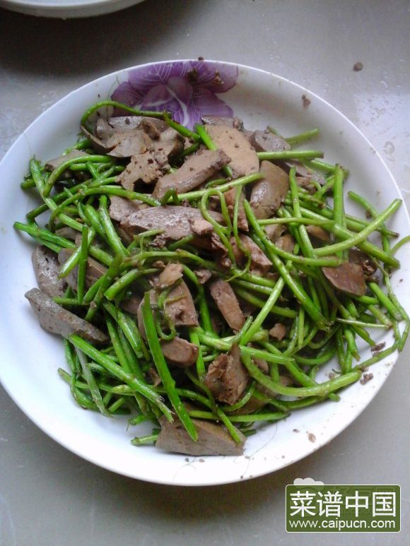 蒿子炒鸭肝