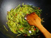 酸辣扁豆丝的做法步骤7