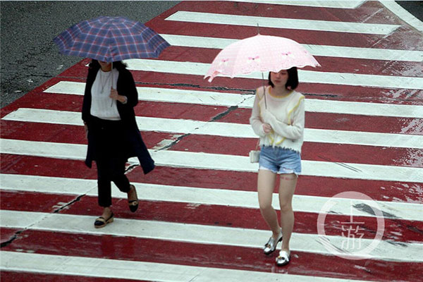 国庆假期重庆多阴雨 路面较滑注意出行安全