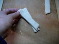 家庭版炸油条的做法步骤6