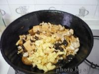 虾酱炒豆腐的做法步骤10
