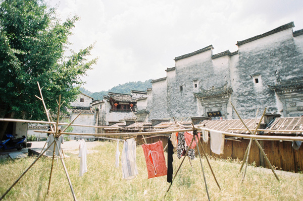 西递和宏村哪个好玩 宏村好玩还是西递好玩