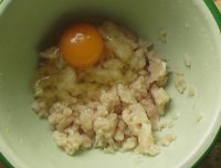 鸡肉西兰花丸子的做法步骤4