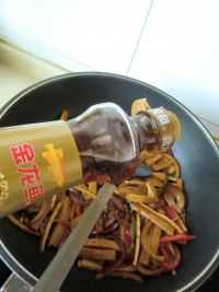 香辣洋葱香干的做法步骤10