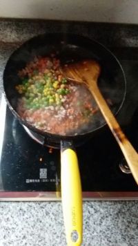 肉丁杂蔬盖浇饭的做法步骤4