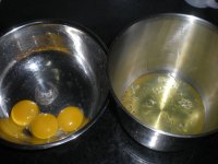 抹茶蜜豆戚风的做法步骤1