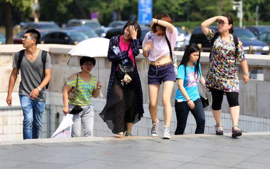 厦门发布2020五一节天气预报 全市多阵雨且有35℃高温天气