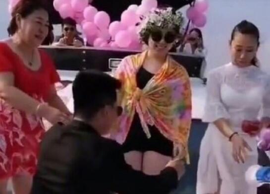 赵本山徒弟求婚丫蛋是怎么回事 求婚丫蛋的赵本山徒弟是谁