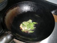 韭香包菜丝烩意面的做法步骤10