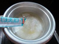 薄荷鸽蛋汤的做法步骤3