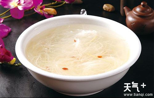 袜子变黄怎么洗干净 洗袜子的小窍门