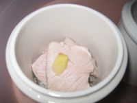 黄精茯苓瘦肉汤的做法步骤3