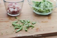 扁豆焖饭的做法步骤2