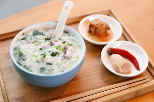牛肉菠菜粥的做法 家常牛肉菠菜粥做法