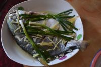 蒸金昌鱼的做法步骤6
