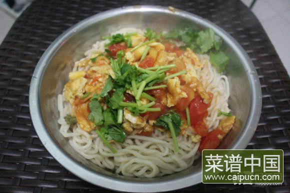 西红柿鸡蛋拌面