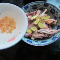 天麻乳鸽的做法步骤5