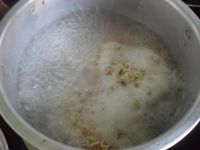 速食热干面的做法步骤1