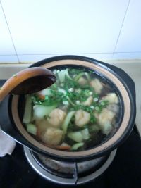 油豆腐木耳肉圆汤的做法步骤17