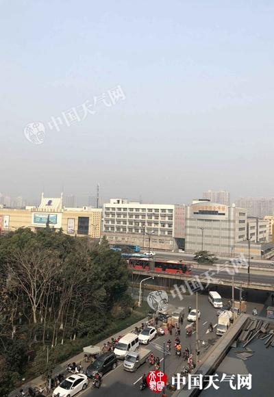 浙江明夜迎雨水降温 春节前天气转为晴暖利出行