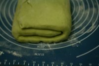 抹茶豆沙可颂的做法步骤4