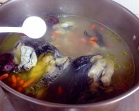 西洋参乌鸡汤的做法步骤8