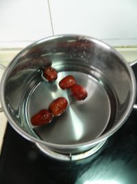 甘蔗雪梨糖水的做法步骤2