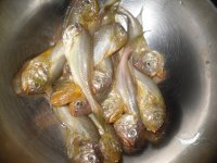 黄鱼豆腐汤的做法步骤1