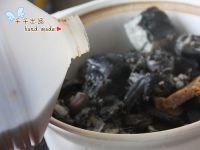 西洋参枸杞乌鸡汤的做法步骤5