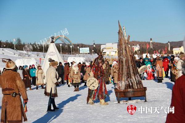 内蒙古超七成面积有积雪 多地上演冰雪嘉年华