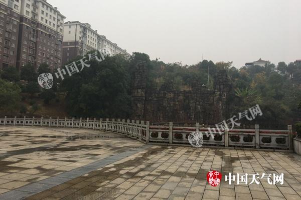 雨雨雨冷冷冷 湖南今明天降温超10℃阴雨持续