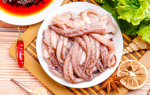 鱿鱼怎么处理干净 如何处理鱿鱼