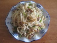 蒜苔肉丝炒饼的做法步骤11