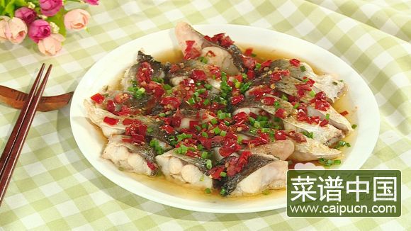 辣椒蒸鱼块
