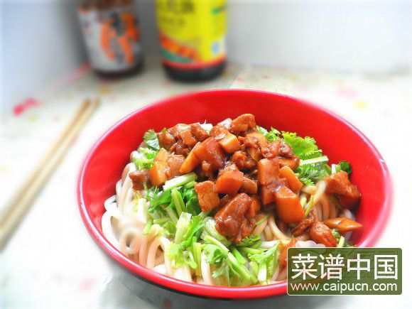 杏鲍菇炸酱面