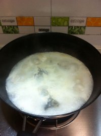 青豆黑鱼汤的做法步骤9