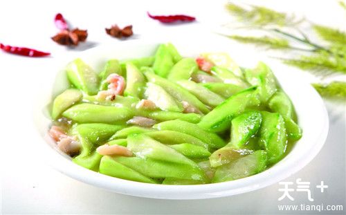 炒丝瓜不变黑的小妙招 酒店大厨多年的经验分享