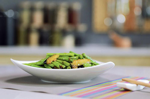 豇豆炒茄子家常做法 豇豆炒茄子的做法介绍