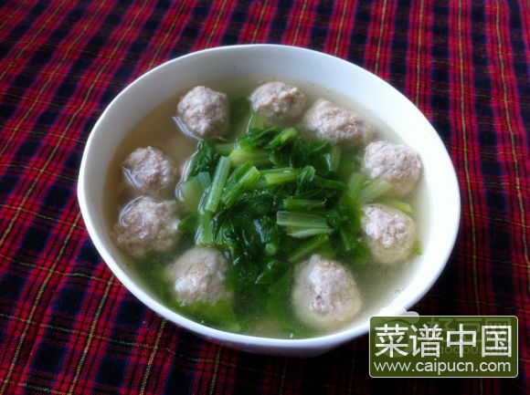 小白菜汆丸子