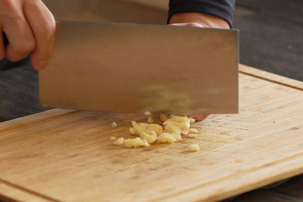 清炒苦瓜的家常做法 清炒苦瓜怎么做好吃