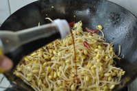 干煸黄豆芽的做法步骤8