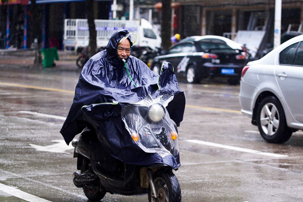  冷空气南下南方开启降温模式 华西秋雨缠绵