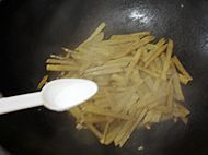 咖喱薯仔的做法步骤9