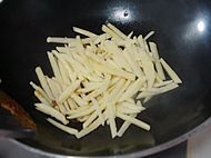 咖喱薯仔的做法步骤6