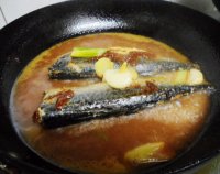豆瓣酱青鱼的做法步骤9