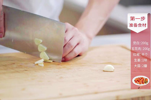 茭白炒肉的做法 茭白炒肉的家常做法