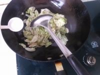 白菜炖酥肉的做法步骤9
