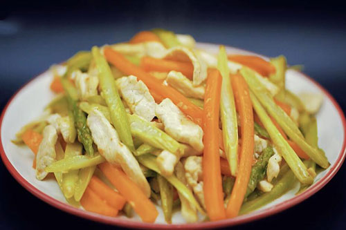 芦笋炒鸡柳的做法 鸡柳怎么炒好吃