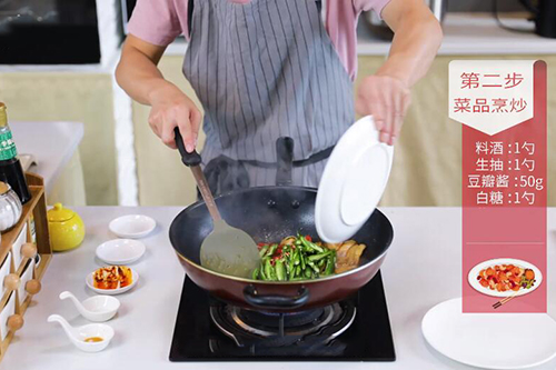 农家小炒肉怎么炒 农家小炒肉正宗的做法